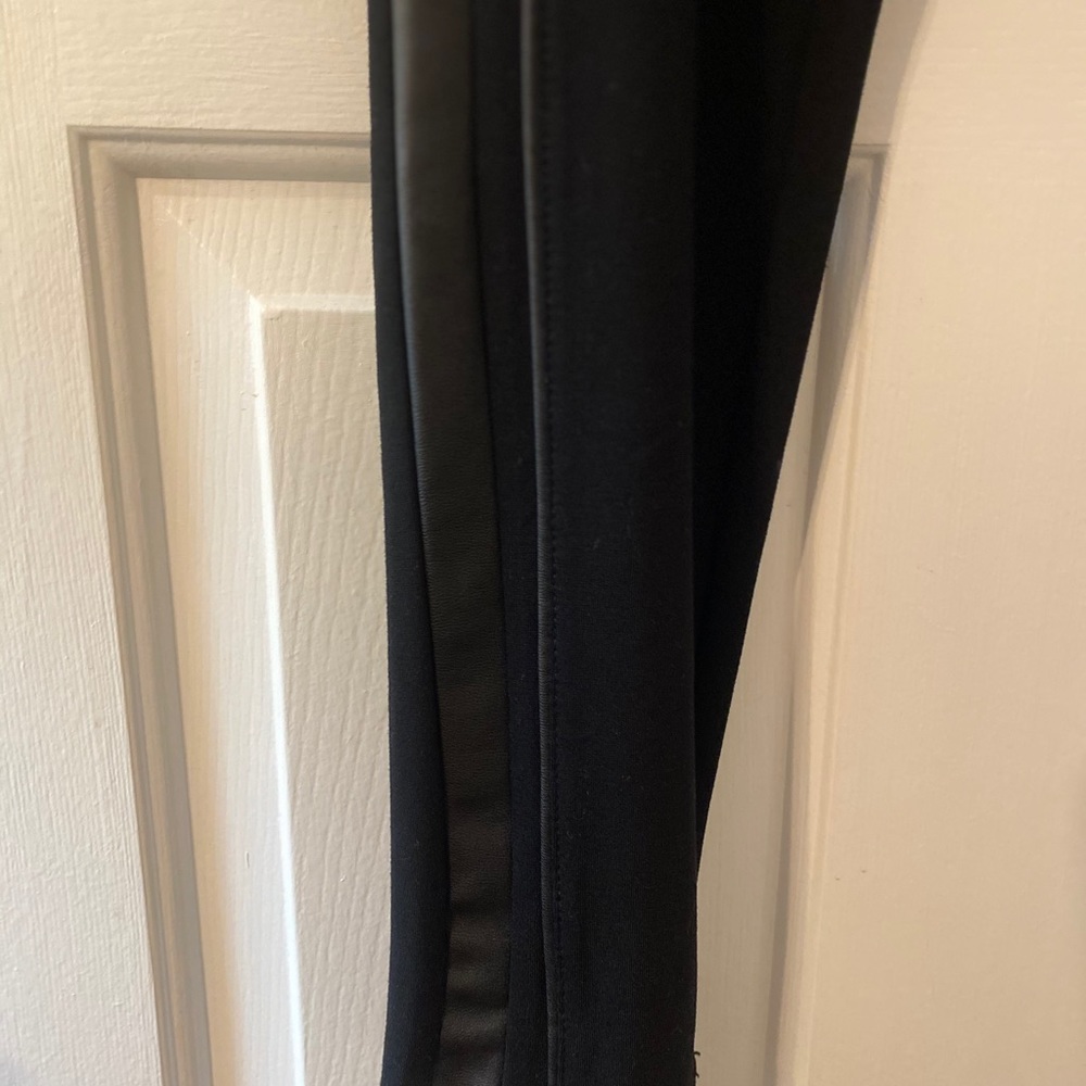New Black Stretch Leggings w/ pleather details - Picture 4 of 6